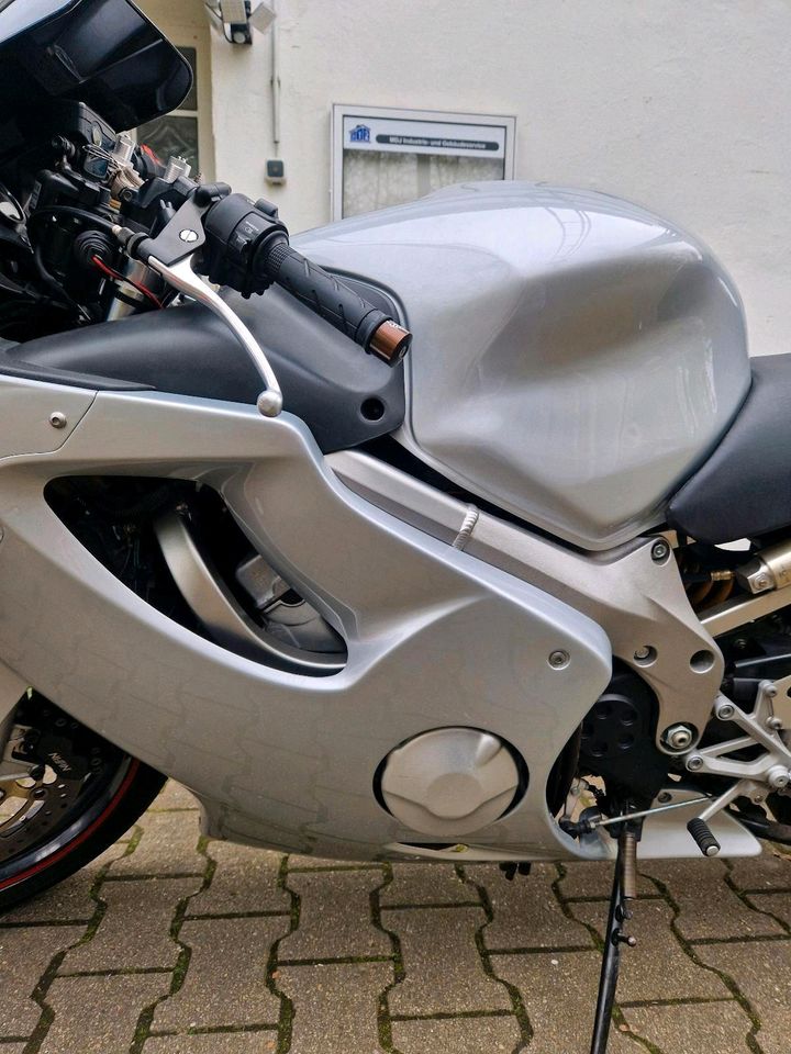 Honda cbr 600f4i pc35 in Witten