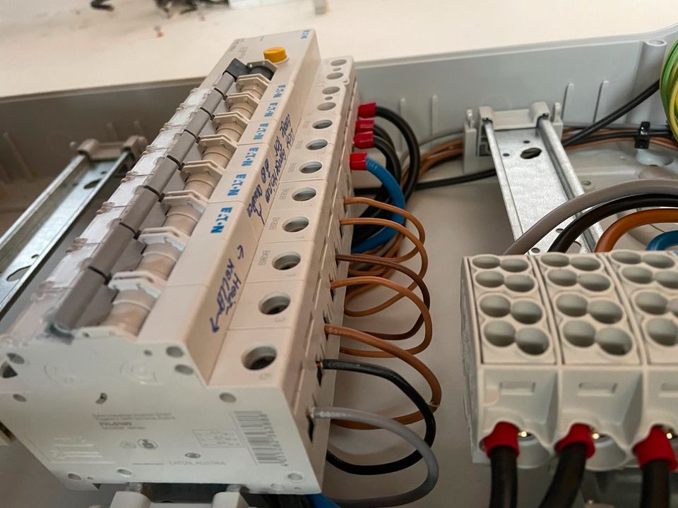 Elektriker// Wallbox// KNX// Altbau// Rohbau in Soest