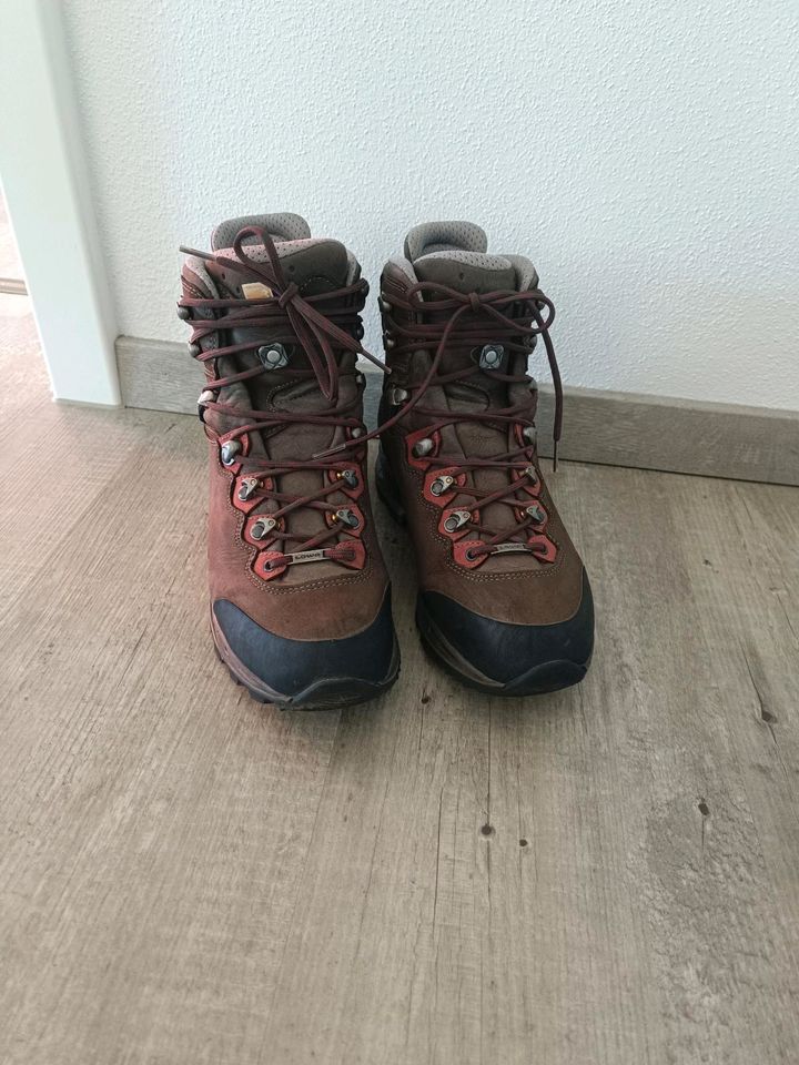 Wanderschuhe Lowa Mauria GTX Ws in Essenbach