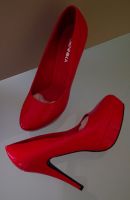 Pumps High Heels Plateau Schuhe Lackschuhe neu fuchsia + rot Nordrhein-Westfalen - Haan Vorschau