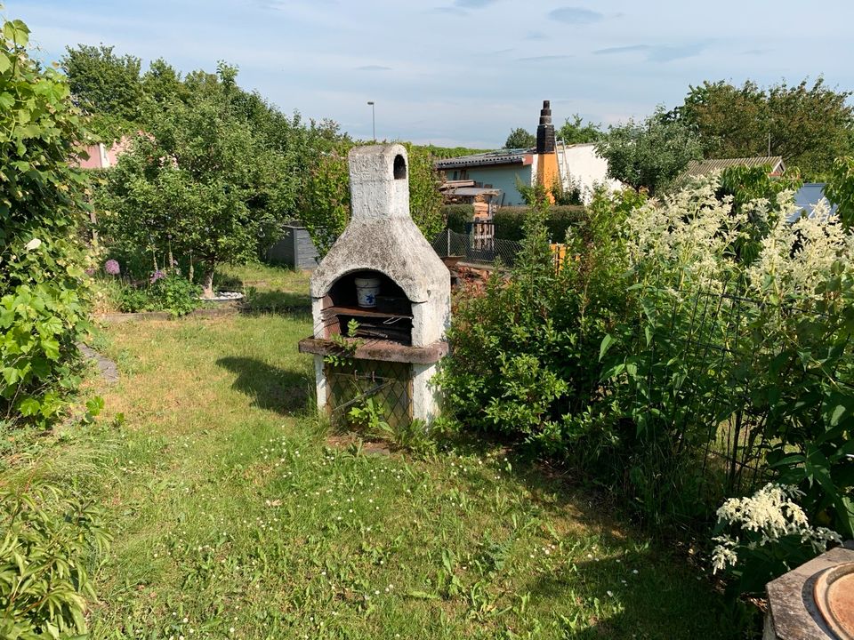 Gartengrundstück mit Laube in Erfurt