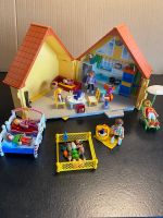 Playmobil Spielhaus zum Aufklappen mit viel Zubehör Baden-Württemberg - Waiblingen Vorschau