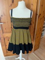 Kurzes Kleid von Pussy  Deluxe gr.M sehr dehnbar sexy Biene Baden-Württemberg - Böhmenkirch Vorschau