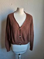 Cropped Strickjacke Cardigan Gr.  M braun crop oversize Düsseldorf - Hassels Vorschau