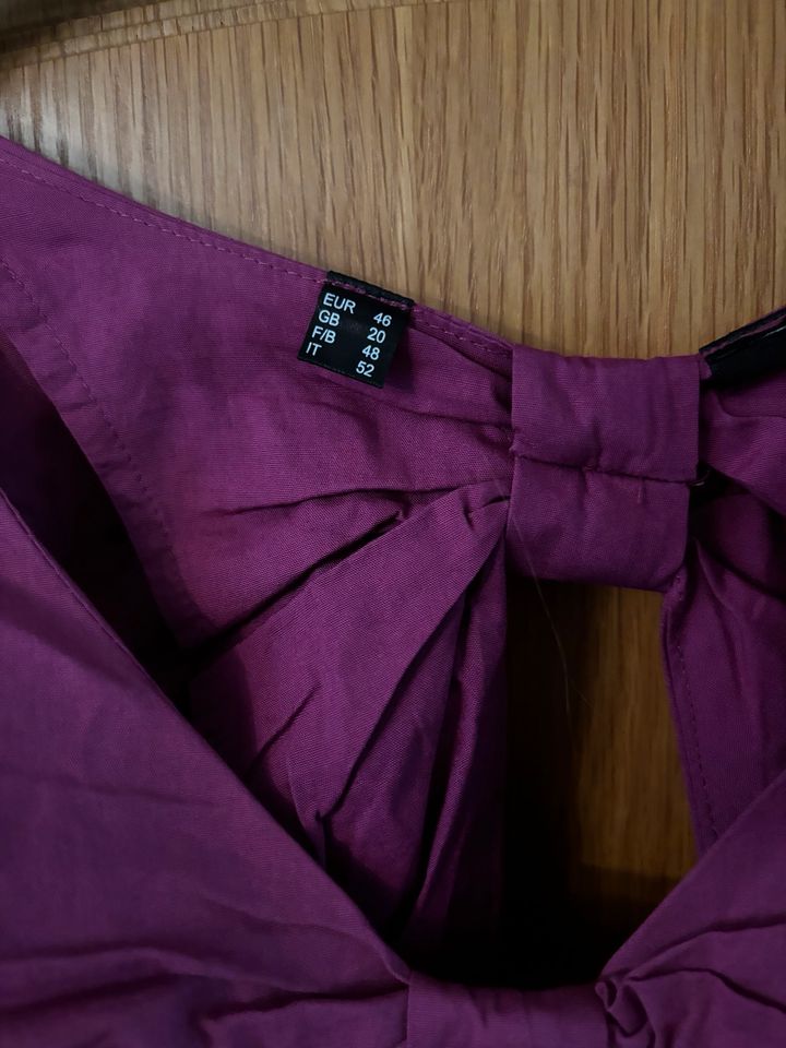 Sexy Kleid lila mit raffinierten Cut Offs Gr. 46 Rückenfrei XXL in Korschenbroich