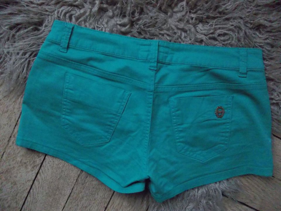 Jeans Shorts von KILLAH Größe 31 (40,42) grün in Meiningen
