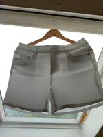 Damen Shorts 40 4€ inkl Versand 6€ Nordrhein-Westfalen - Reichshof Vorschau