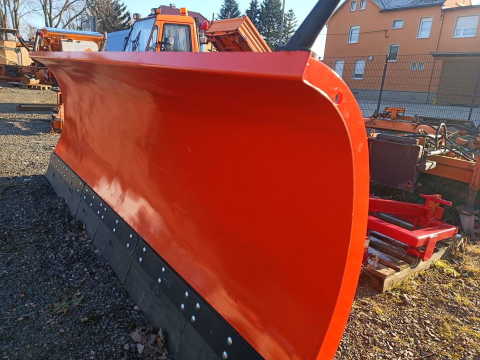 Schneeschild Schiebeschild Traktor NEU Dreipunkt und Euroaufnahme in Pulsnitz