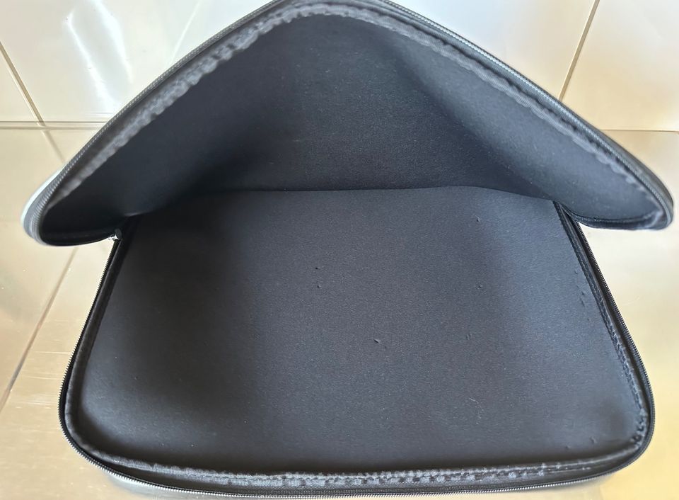 DURA Gadget 17 Zoll Laptop Tasche Notebook Hülle Sleeve Case in Nackenheim