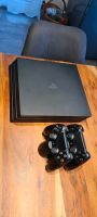 PS4 Pro 1TB mit 2 Controllern und Headset top Zustand Nordrhein-Westfalen - Lindlar Vorschau