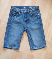 Bermuda Shorts Jeans Gr. 36 - wie neu Hessen - Hanau Vorschau