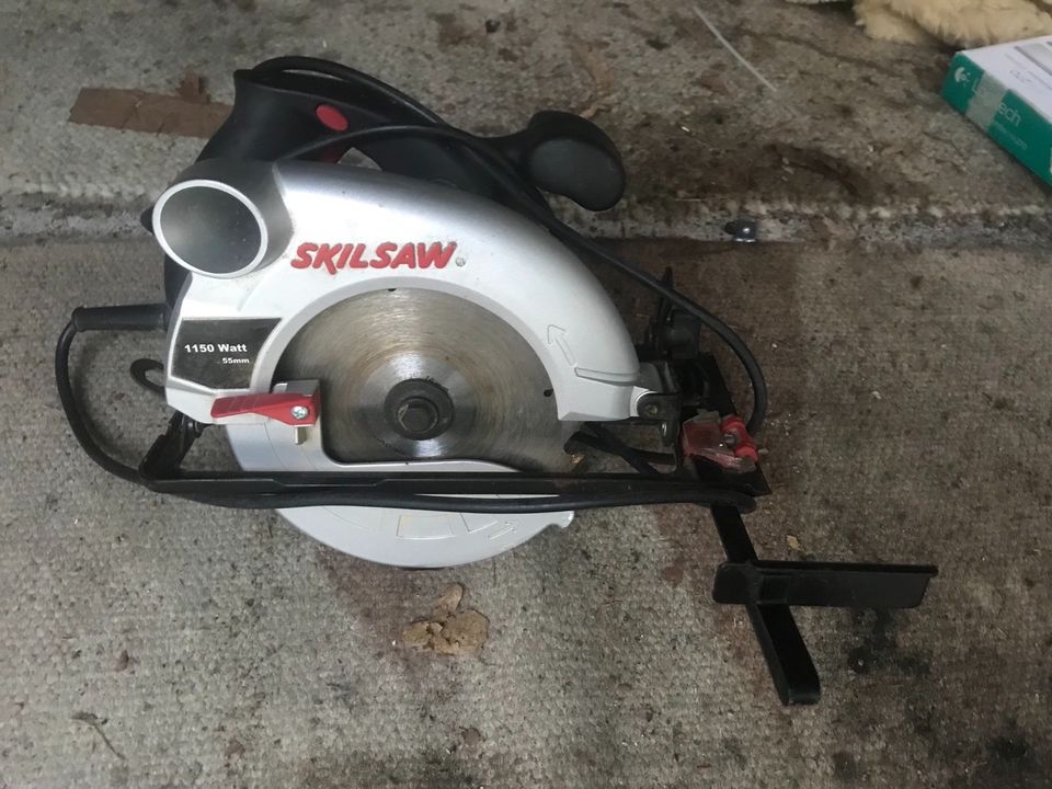 Skilsaw Handkreissäge 1150 Watt 55-mm-Kreissäge mit Sichtfeld in Schwarzenbek