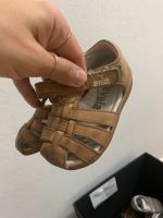 Herbstschuhe und Sommerschuhe - Sandalen, Sneakers Berlin - Mitte Vorschau