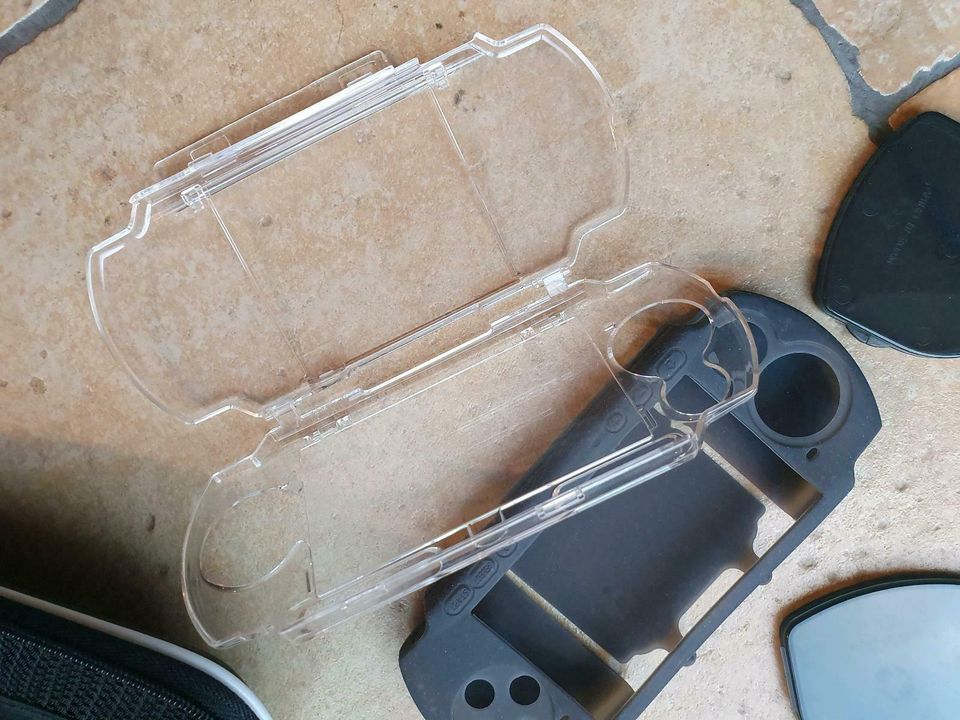 Gebrauchtes Zubehör für Sony PSP in Braunschweig