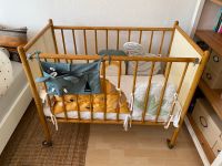 Babybett Babybay Beistellbett Laufstall vintage Bett Matratze Hessen - Gießen Vorschau