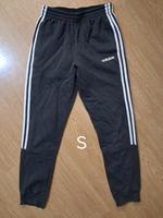 Adidas joggingshose große S Niedersachsen - Langenhagen Vorschau
