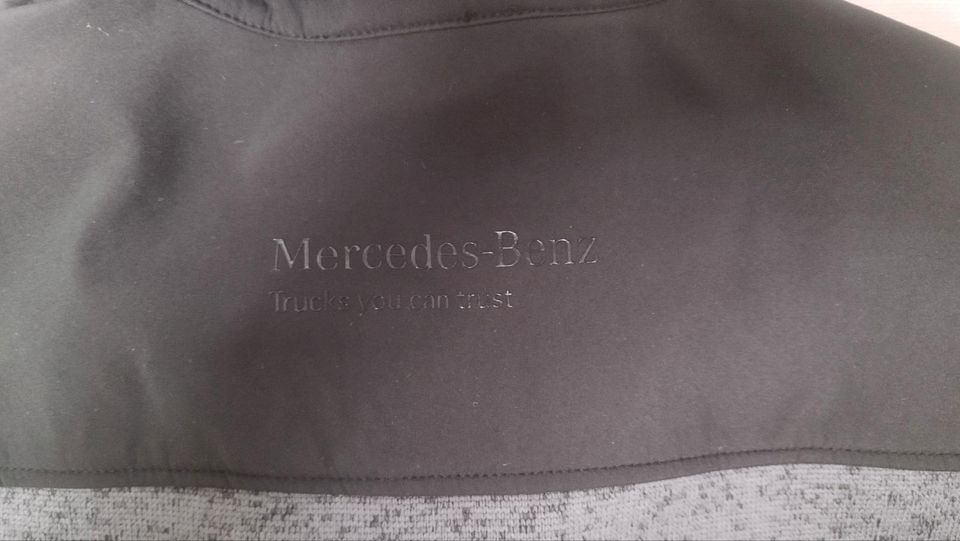 Mercedes-Benz Trucks Jacke in Straubing