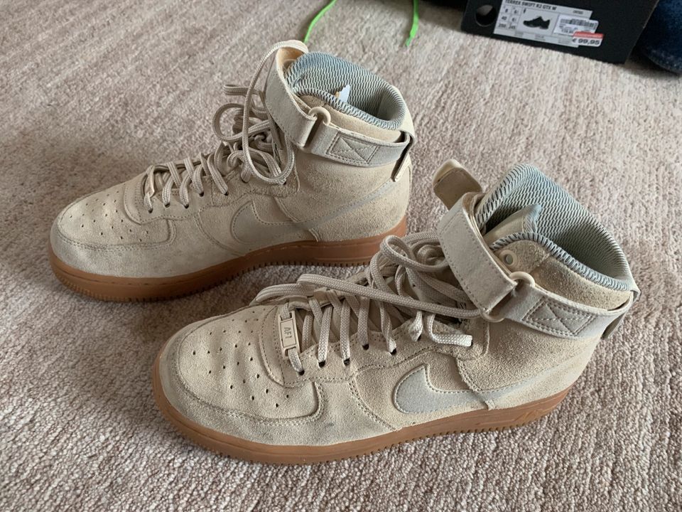 Nike Air Force1 beige Gr. 40,5 (9) High in Issum