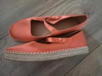 Neue Espandrilles Ballerina ASOS Gr. 39 Koralle Satin Brandenburg - Brandenburg an der Havel Vorschau