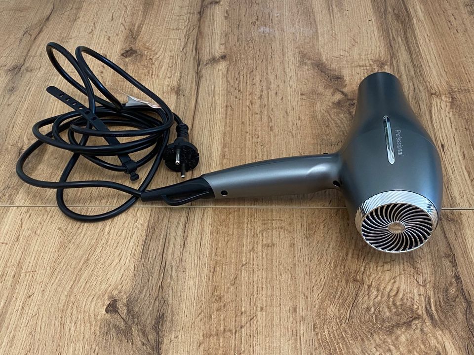 Haartrockner - Hair Dryer - Hairdryer in Frankfurt am Main