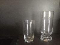 Rosenthal Glas-Karaffen (2) mit Schnute, 15 €/Stück, 25 €/2 Stück Bayern - Colmberg Vorschau