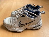 NIKE Monarch Sneaker, Gr. 40 Berlin - Tempelhof Vorschau