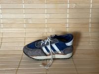 Adidas Anhänger klein, blauer Schuh, alt Nordrhein-Westfalen - Leichlingen Vorschau