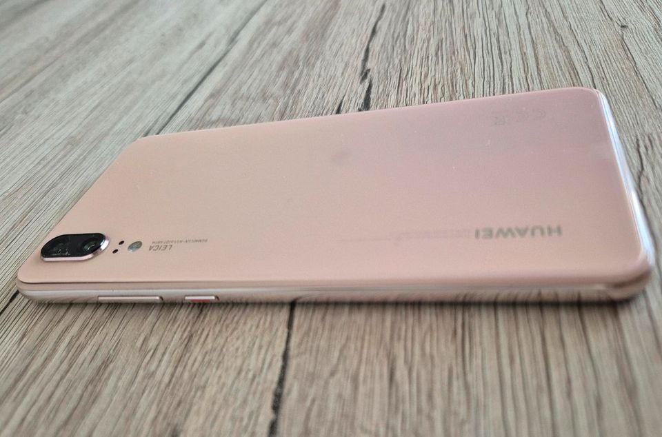 Huawei P20 rosa in Baar-Ebenhausen