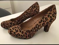 Pumps Leo- Optik, Größe 36, Neu Bielefeld - Gadderbaum Vorschau