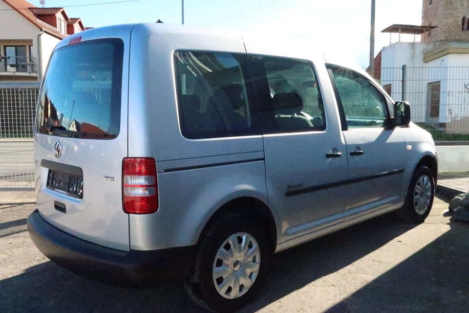 VW Caddy 1.2 7-Sitzer Kurz St.Kette Neu aus 2 Hand in Ichtershausen