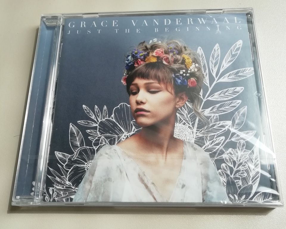 NEU Grace Vanderwaal - Just The Beginning (noch eingeschweisst) in Jork