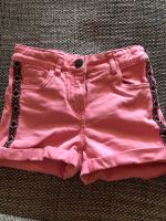 Mädchen kurze Jeans Shorts 122/128 Sachsen - Neukieritzsch Vorschau