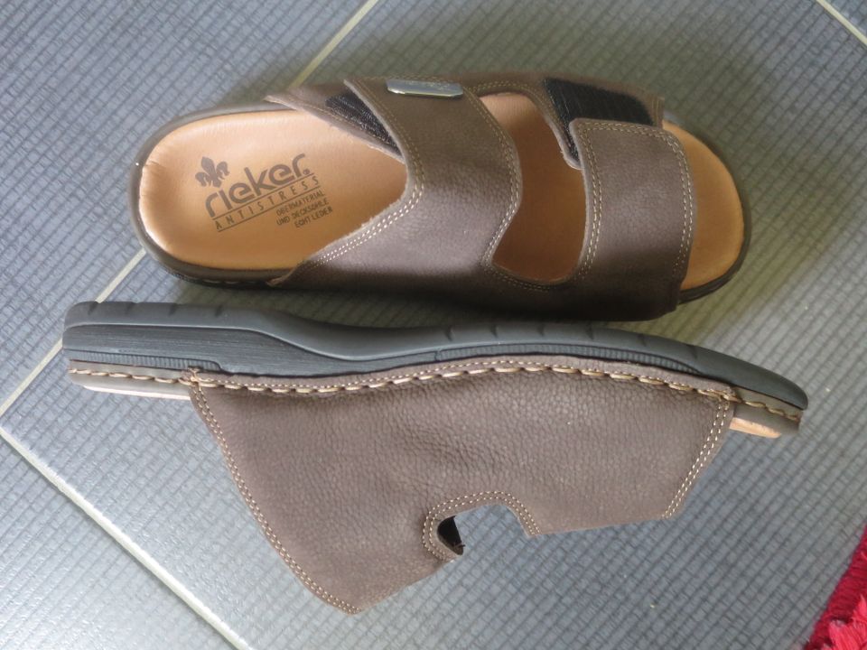 RIEKER Herren Leder Antistress Sandalen Gr 42 Neu in Dresden