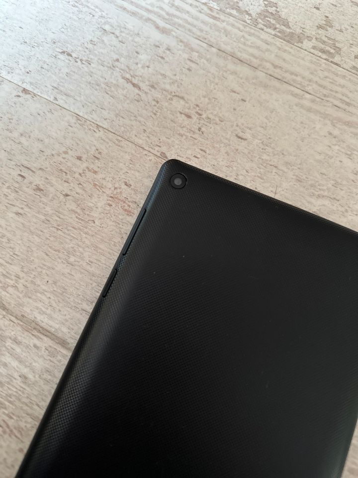 LENOVO TB3-710F TABLET in Wipperfürth