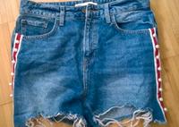 ** Coole ZARA JEANS SHORTS Bermuda Hose blau rot PERLEN 36 S Baden-Württemberg - Stockach Vorschau
