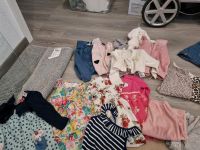 Kleidungspaket Mädchen Gr. 86 Babykleidung Baby Kinderkleidung Baden-Württemberg - Rottweil Vorschau