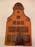 1 Lübecker Keramik-Fassade: Kaufmannshaus Weinhandlung von Mette Wandsbek - Hamburg Volksdorf Vorschau