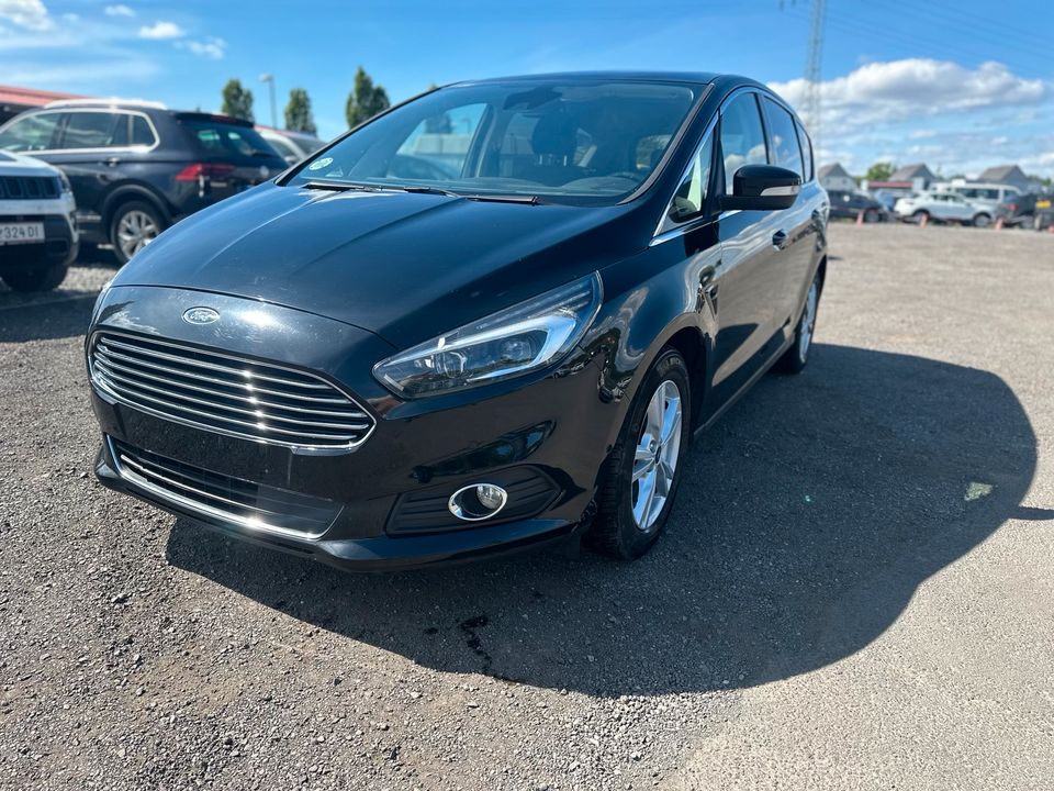 FORD S-MAX 2.0 CDTI 5 sitze in Mahlow
