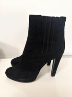 Wie neu, 1x getr.: Strenesse Stiefeletten Wildleder schwarz 39.5 München - Untergiesing-Harlaching Vorschau