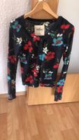 Strickjacke von Hollister, gute Qualität, Aktionspreis Hessen - Kassel Vorschau