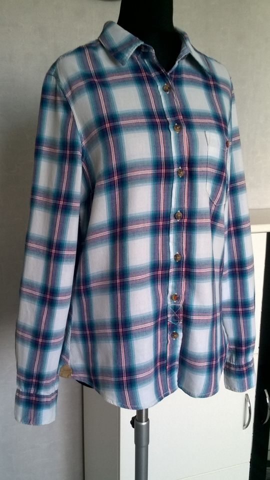 Bluse Hemd Oberteil weiß blau rot kariert Gr. 36 h&m L.o.g.g. in Berlin