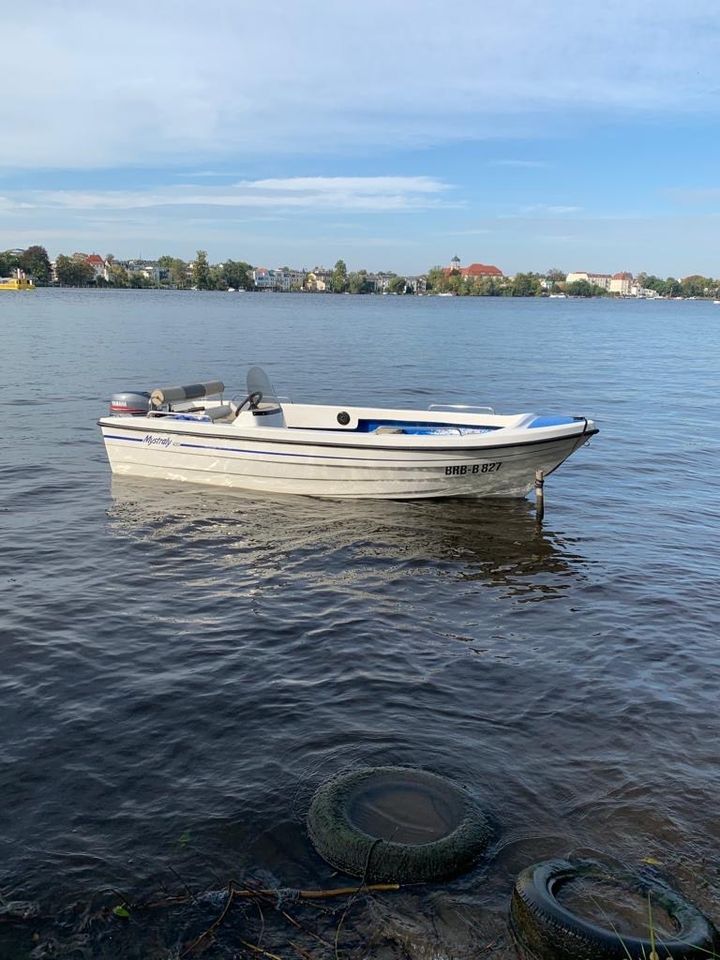 Konsolenboot | Angelboot | Boot mit Honda 30PS und Trailer in Potsdam