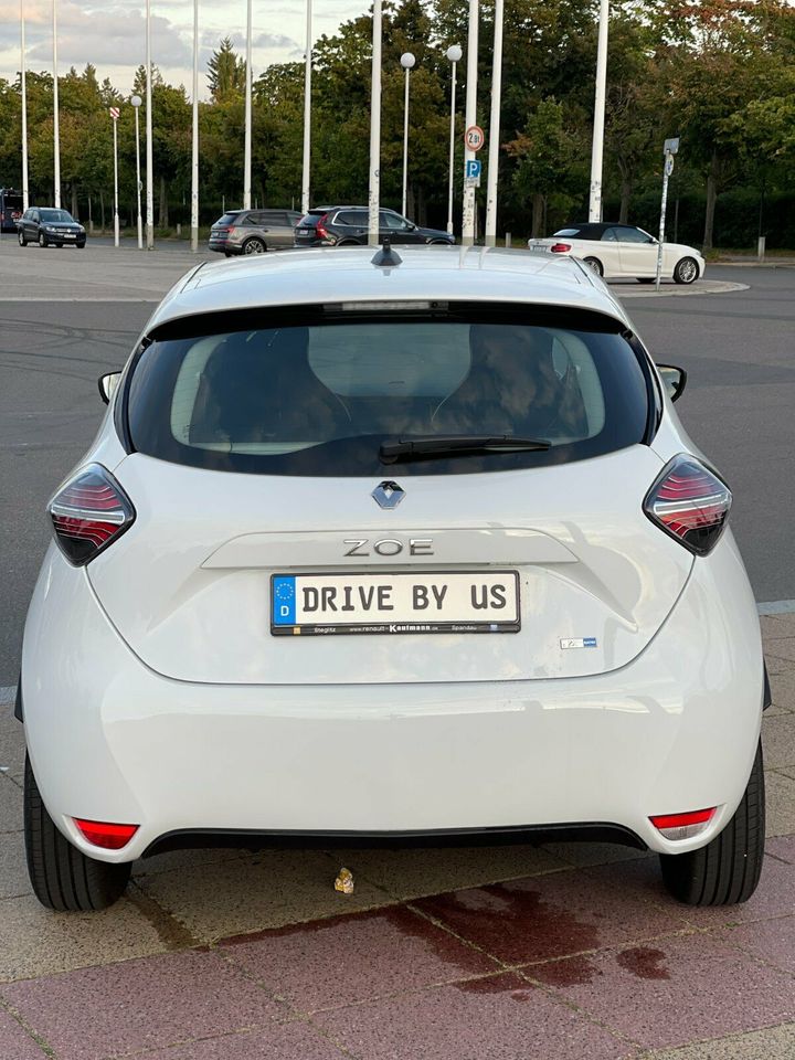 Renault ZOE  Automatik 2021 Autovermietung Mietwagen Automieten Rent a car in Berlin