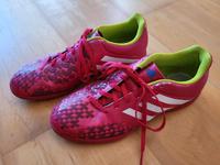Hallenschuhe Adidas 41⅓ Kr. Dachau - Markt Indersdorf Vorschau