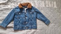 Jungen Jeansjacke mit Fellkragen gr. 110 neu Sachsen - Freital Vorschau