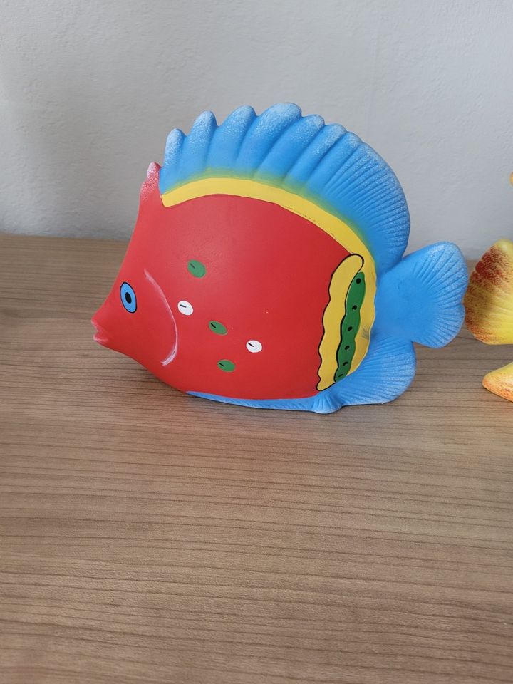 2 bunte Deko-Fische aus Keramik (Länge ca. 20 / 21 cm) in Paderborn