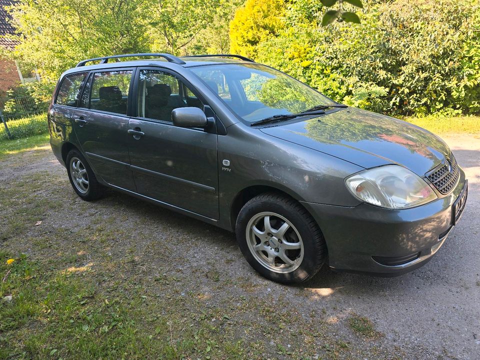 Toyota Corolla gepflegt aus 2.Hand in Neumünster