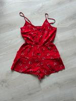 H&M Jumpsuit rot Blumen Größe S Schleswig-Holstein - Tarp Vorschau