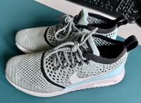 NIKE leichte Sneaker hellblau (40) Bayern - Garmisch-Partenkirchen Vorschau