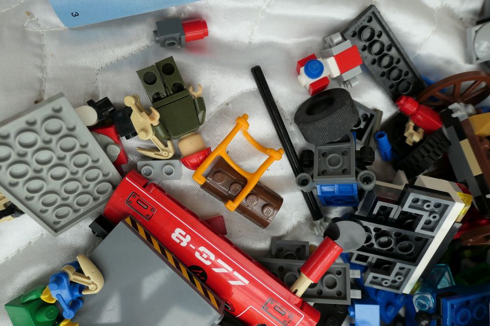 lego - mehr als 500 einzelteile. bausätze. lego gemischtes paket. in Freilassing